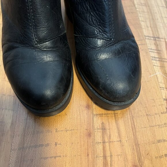 Vagabond Grace Black Leather Chelsea Chunky Heel Boots - Picture 12 of 14